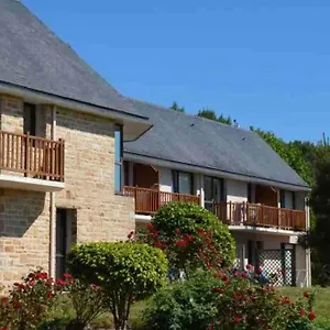Joli T2 Du Golf Avec Terrasse Bénodet